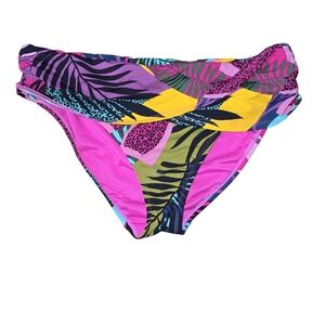 Bikini bottom swum suit
